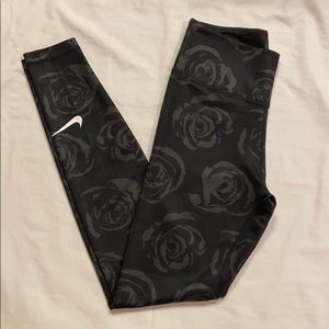 Nike leggings